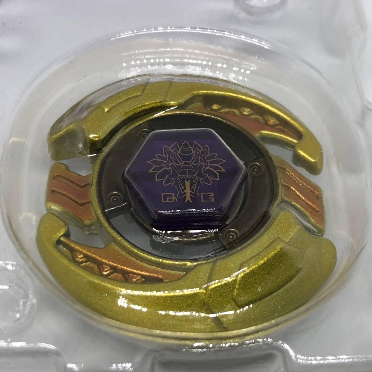 メタルファイト ベイブレード ケツァルコアトル ゴールドメッキVer.